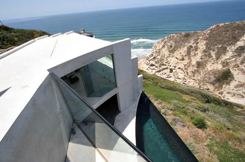 Inside The Razor - 11,000 sq. ft. California Masterpiece for $19.3 Million