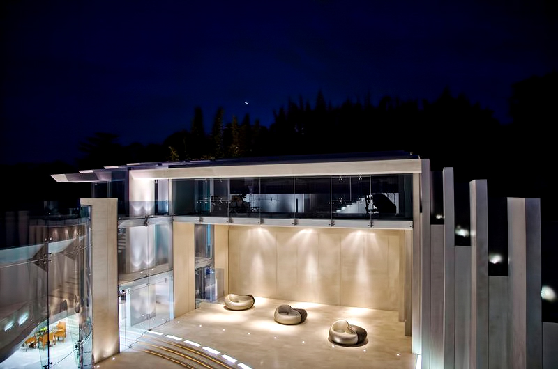 Inside The Razor - 11,000 sq. ft. California Masterpiece for $19.3 Million