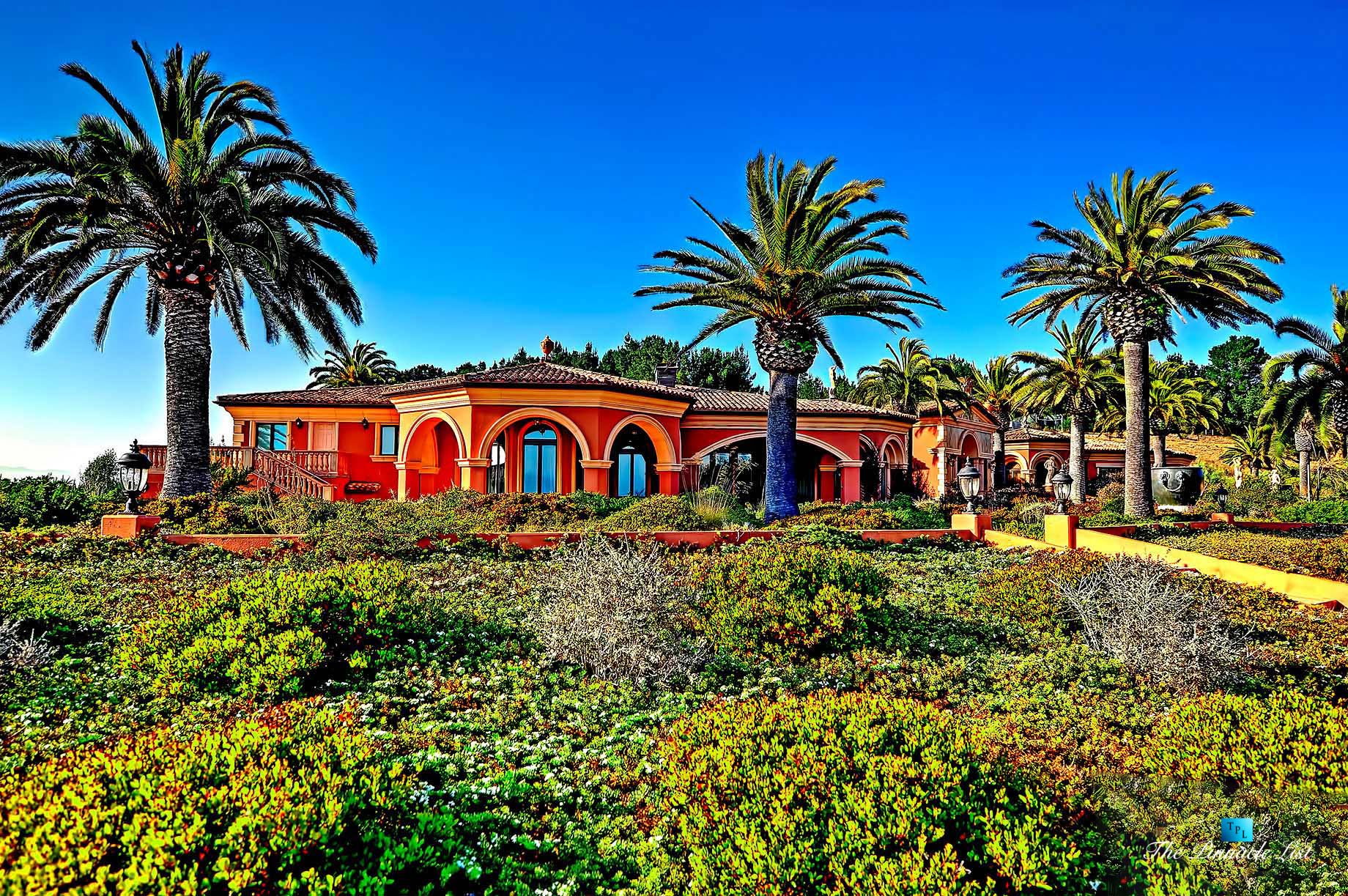 Castello della Costa d’Oro – Exotic Garden Dr, Cambria, CA, USA