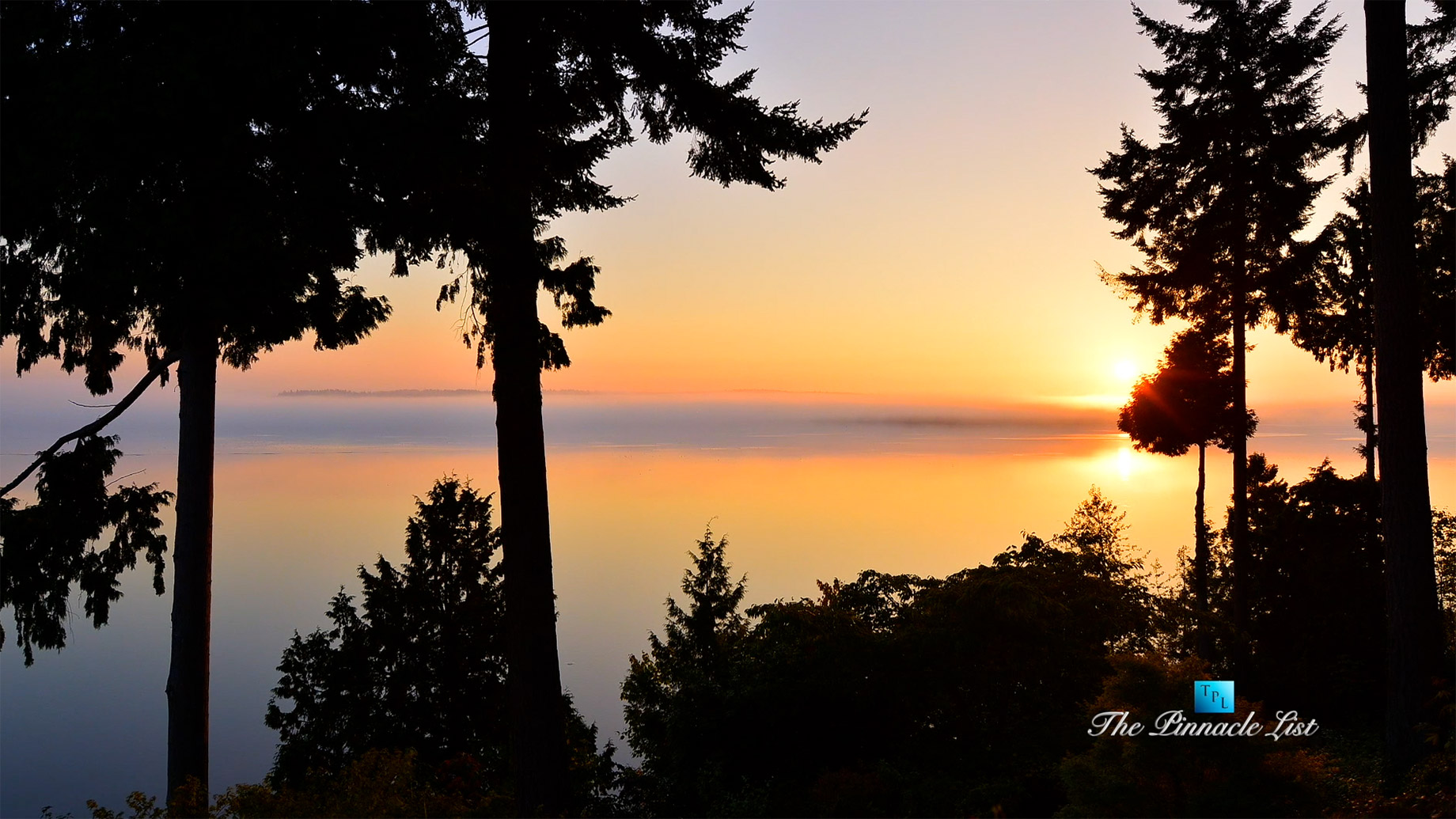 Drayton Harbor Sunrise Timelapse in Blaine, Washington, USA - Luxury Travel