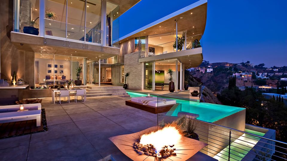 DJ Avicii Hollywood Home - 1474 Blue Jay Way, Los Angeles, CA, USA