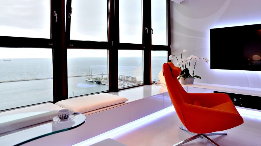 Sea Towers Luxury Apartment - Gdynia, Poland