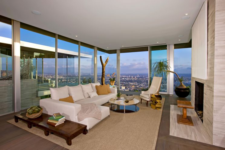 DJ Avicii Hollywood Home - 1474 Blue Jay Way, Los Angeles, CA, USA