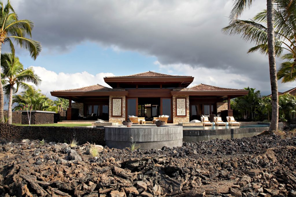 Cher's Former Hawaiian Residence - 72-122 Laueki St, Kailua-Kona, HI, USA