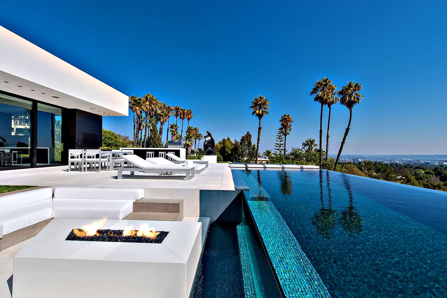 1201 Laurel Way Residence – Beverly Hills, CA, USA