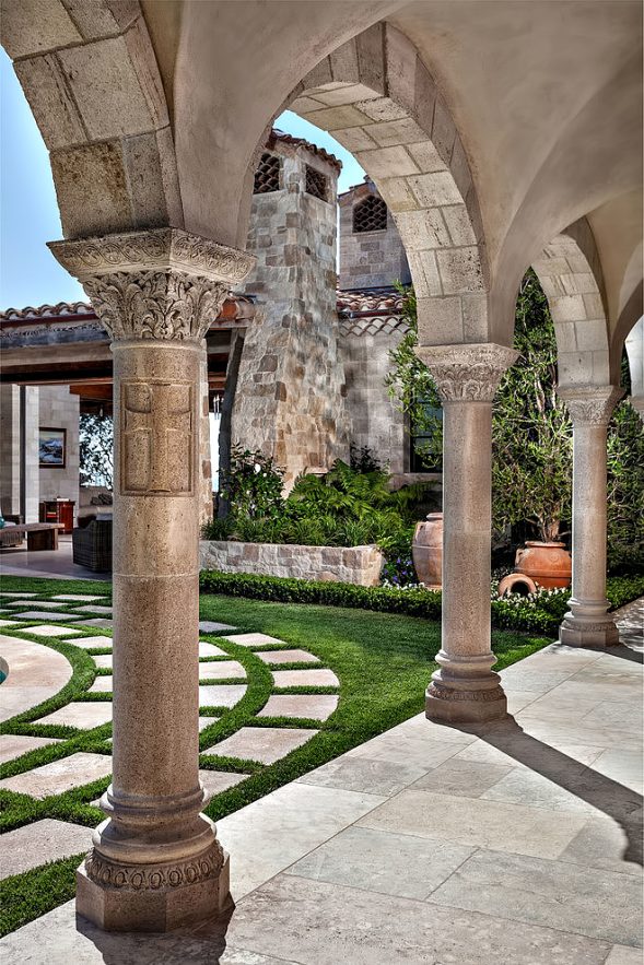 Romanesque Luxury Villa - The Strand at Headlands, Dana Point, CA, USA