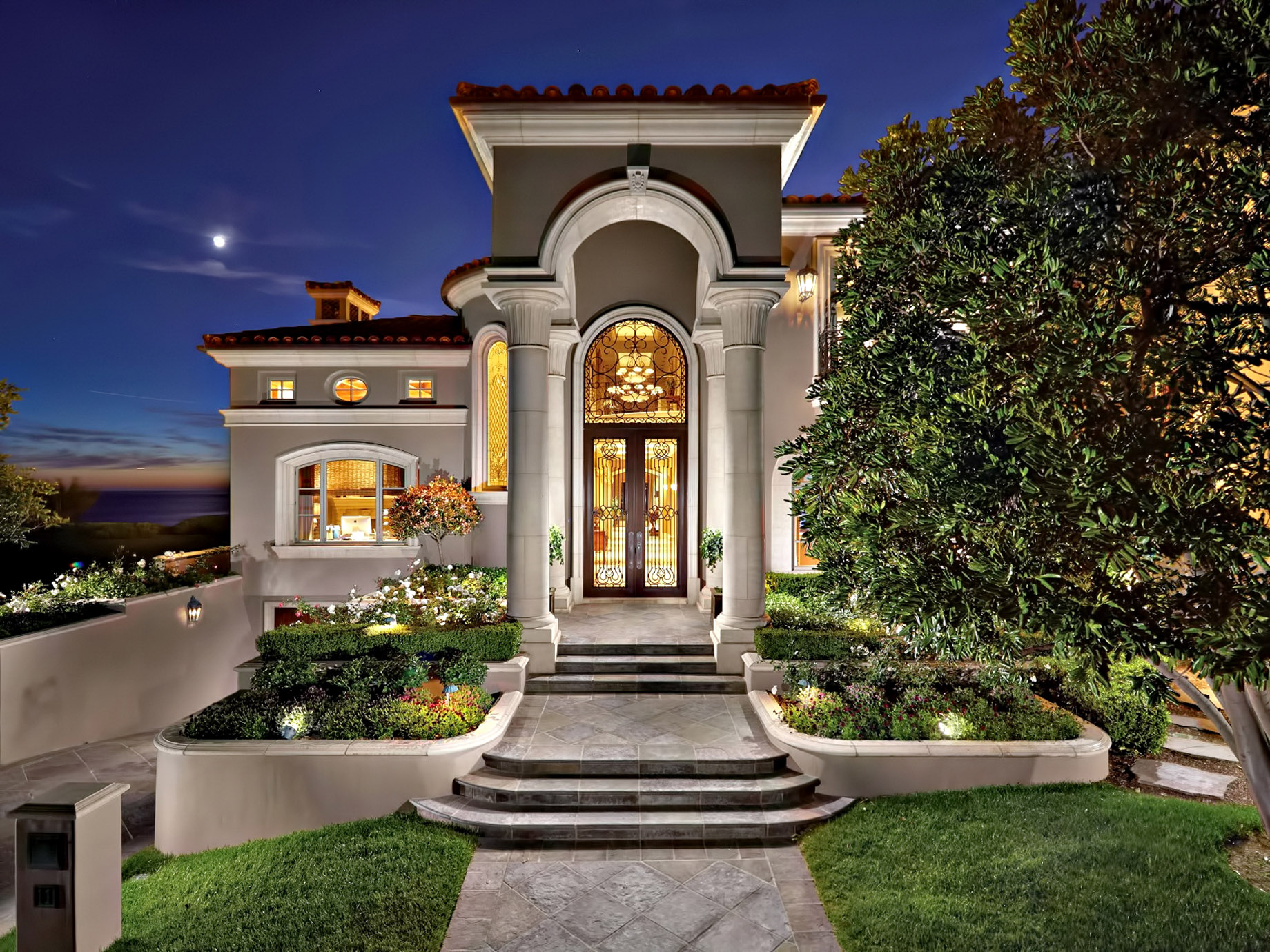 Ritz Cove Luxury Residence - 11 Ritz Cove Drive, Dana Point, CA, USA