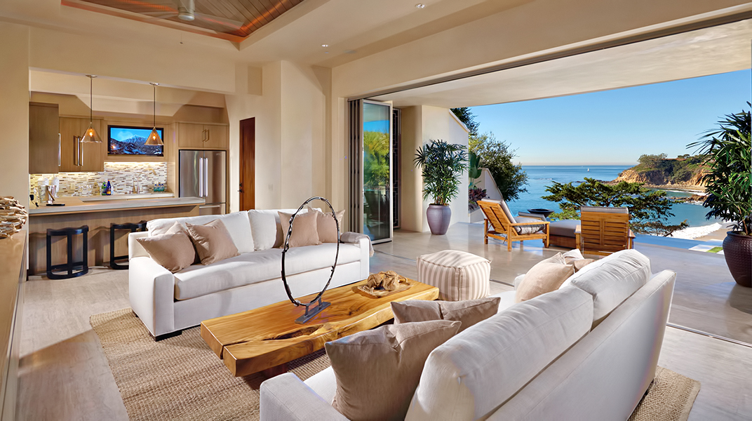 Oceanfront Luxury Residence - 171 Emerald Bay, Laguna Beach, CA, USA