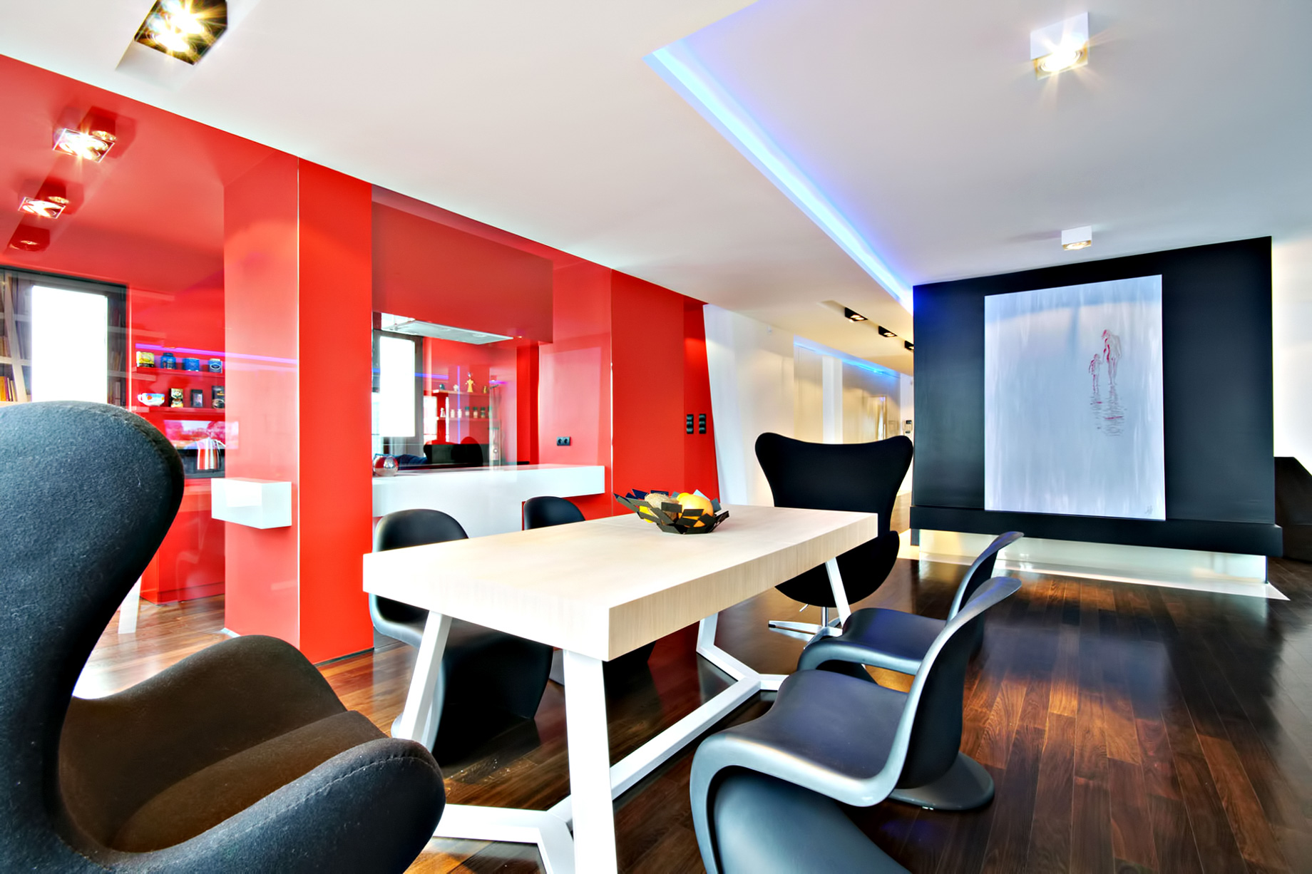 Bold HOLA Design Luxury Apartment – Warsaw, Poland