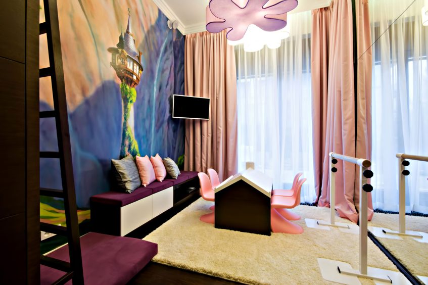 Lazienki Park Luxury Apartment - Warsaw, Poland