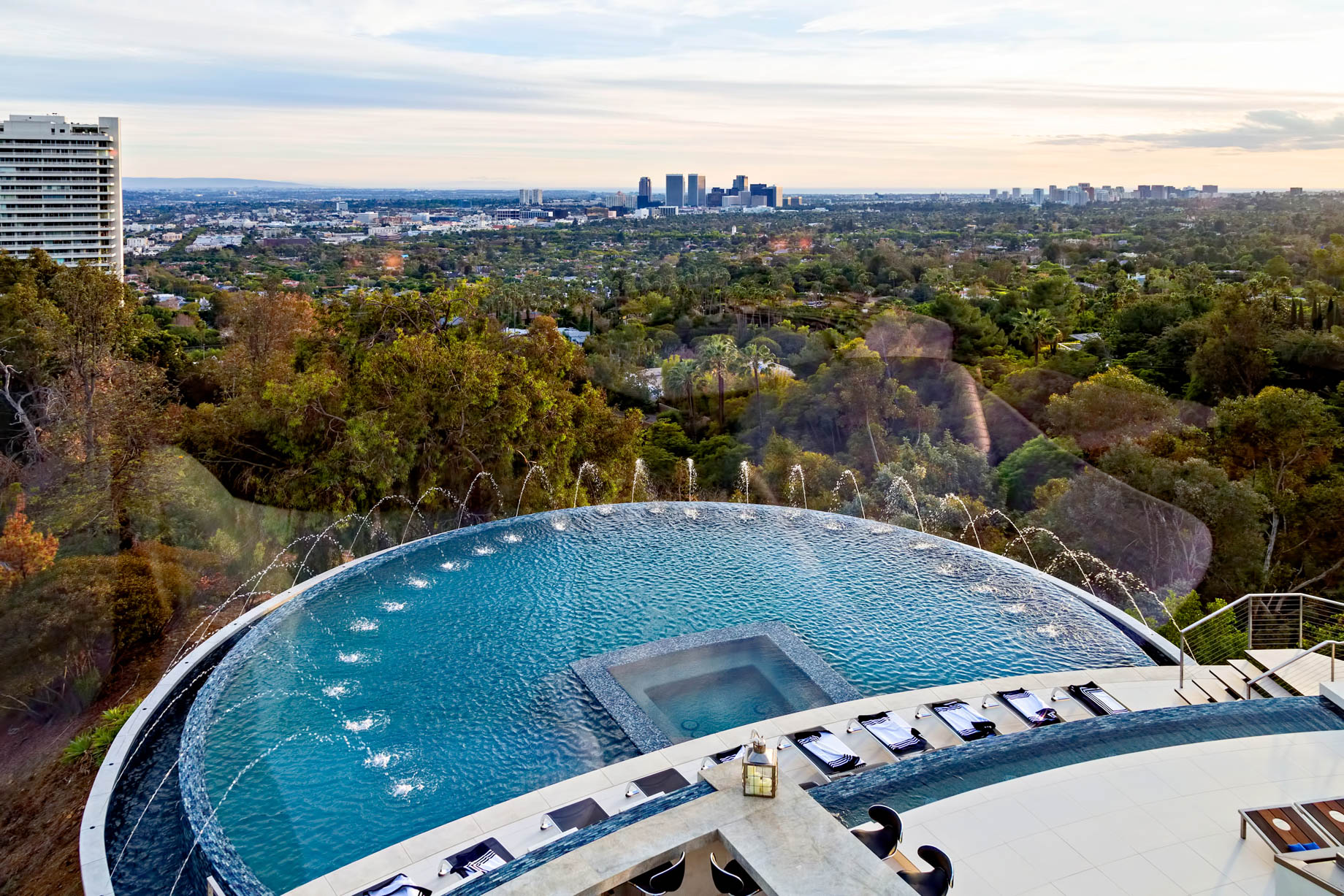 Hollywood Hills Residence - 9380 Sierra Mar Dr, Los Angeles, CA, USA