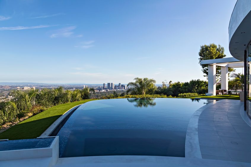 Luxury Residence - 1181 North Hillcrest Rd, Beverly Hills, CA, USA