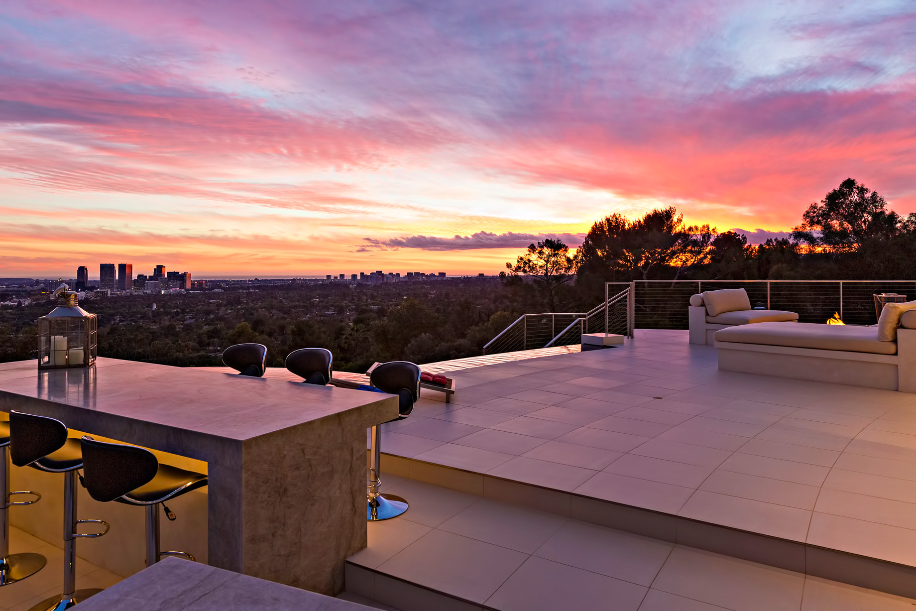 Hollywood Hills Residence - 9380 Sierra Mar Dr, Los Angeles, CA, USA