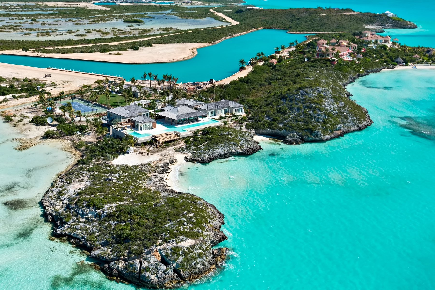 Turtle Tail Luxury Estate Villa – Providenciales, Turks and Caicos Islands