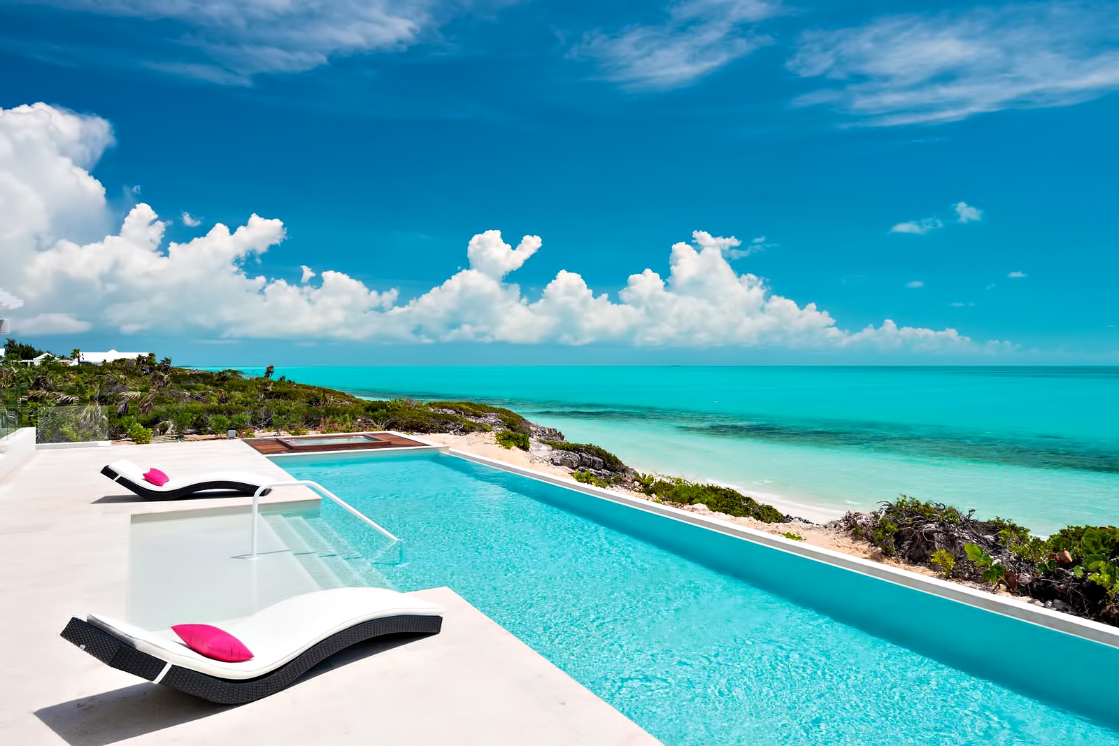 Luxury Villa Isla – Providenciales, Turks and Caicos Islands