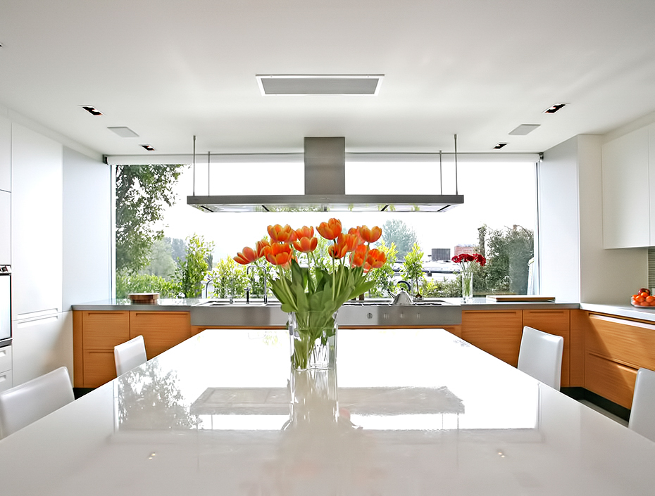 Gleaming Modern Kitchen - Trousdale Estates Luxury Home - 630 Clifton Pl, Beverly Hills, CA, USA