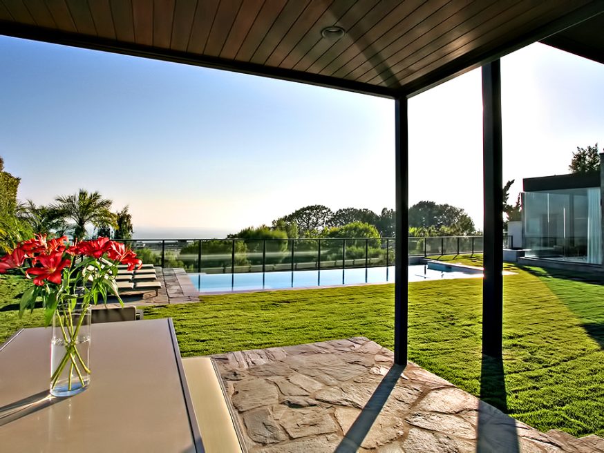 Backyard Views with Pool - Trousdale Estates Luxury Home - 630 Clifton Pl, Beverly Hills, CA, USA