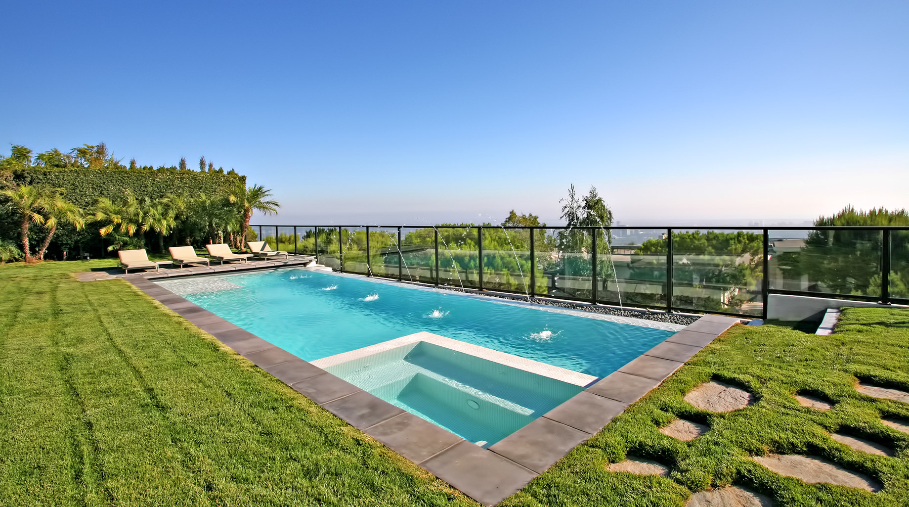 Backyard Pool with LA Views – Trousdale Estates Luxury Home – 630 Clifton Pl, Beverly Hills, CA, USA