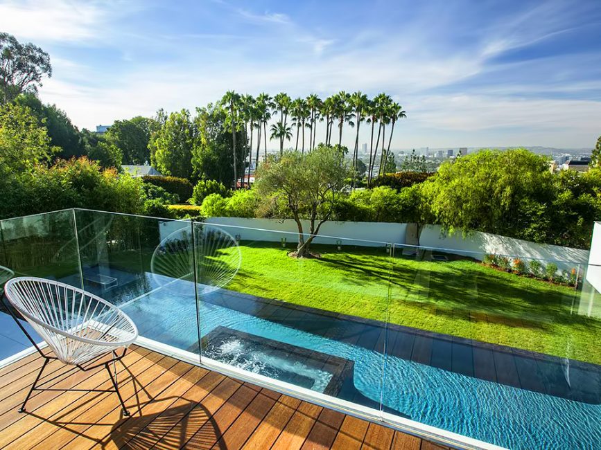 Luxury Home - 1232 Sunset Plaza Drive, Los Angeles, CA, USA