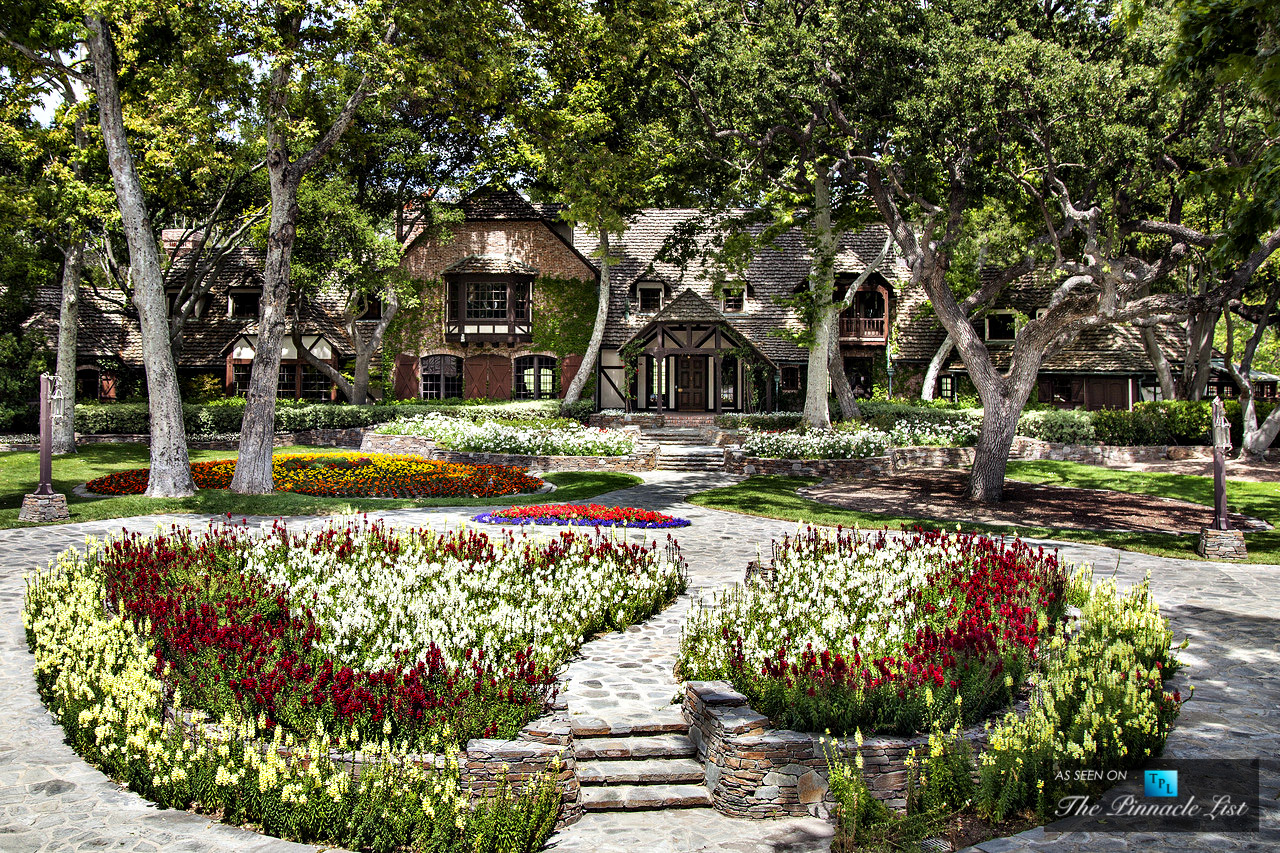 Michael Jackson’s Famed Neverland Valley Ranch Listed For Sale at $100 Million