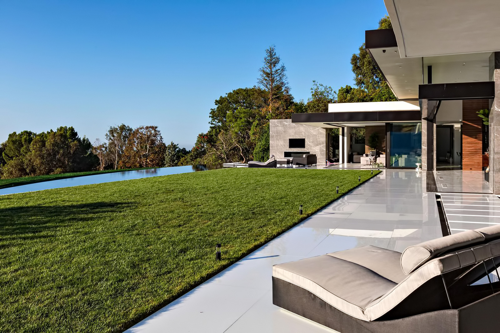 Bel Air Luxury Modern – 864 Stradella Road, Los Angeles, CA, USA