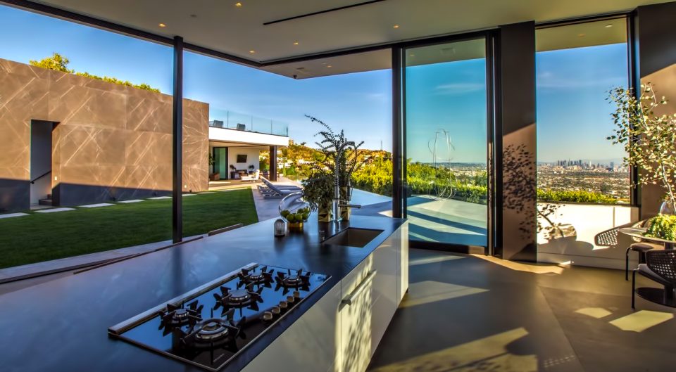 Trophy Modern Luxury Residence - 1442 Tanager Way, Los Angeles, CA, USA