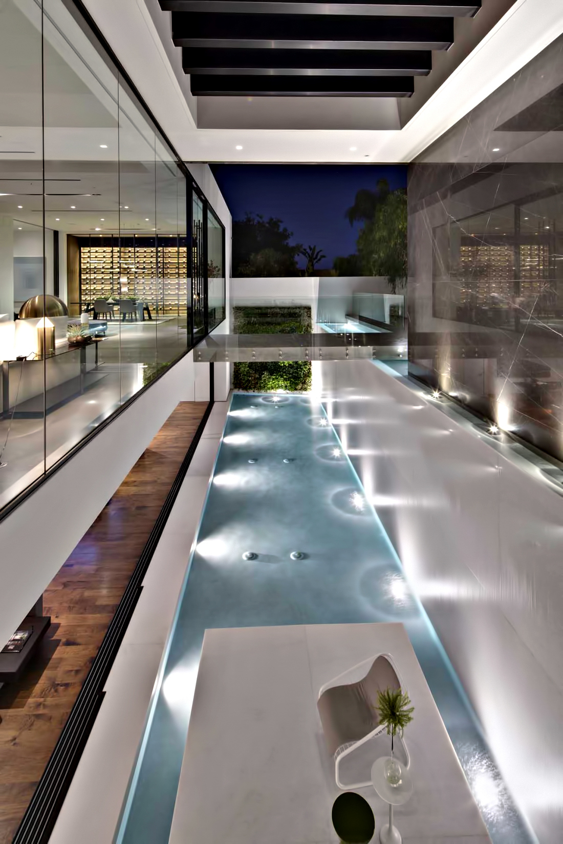 Trophy Modern Luxury Residence - 1442 Tanager Way, Los Angeles, CA, USA