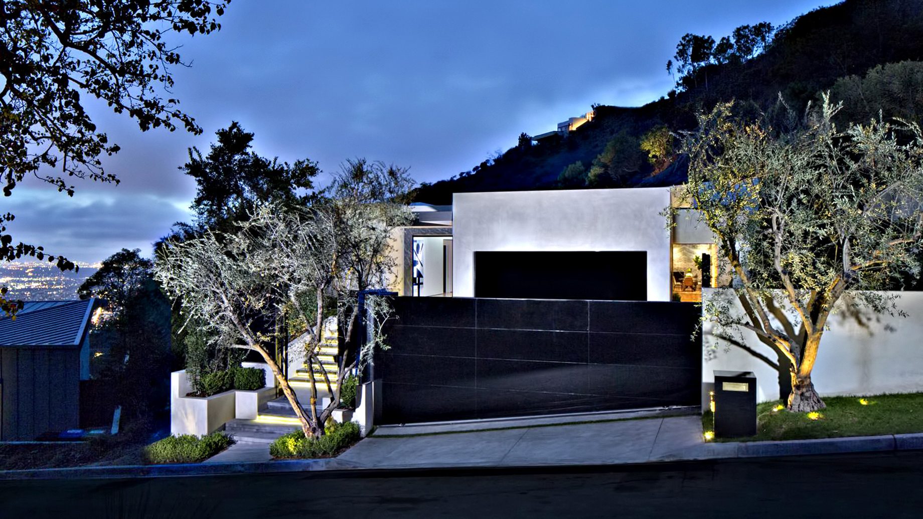 Sunset Strip Luxury Modern – 1877 Rising Glen Rd, Los Angeles, CA, USA 🇺🇸