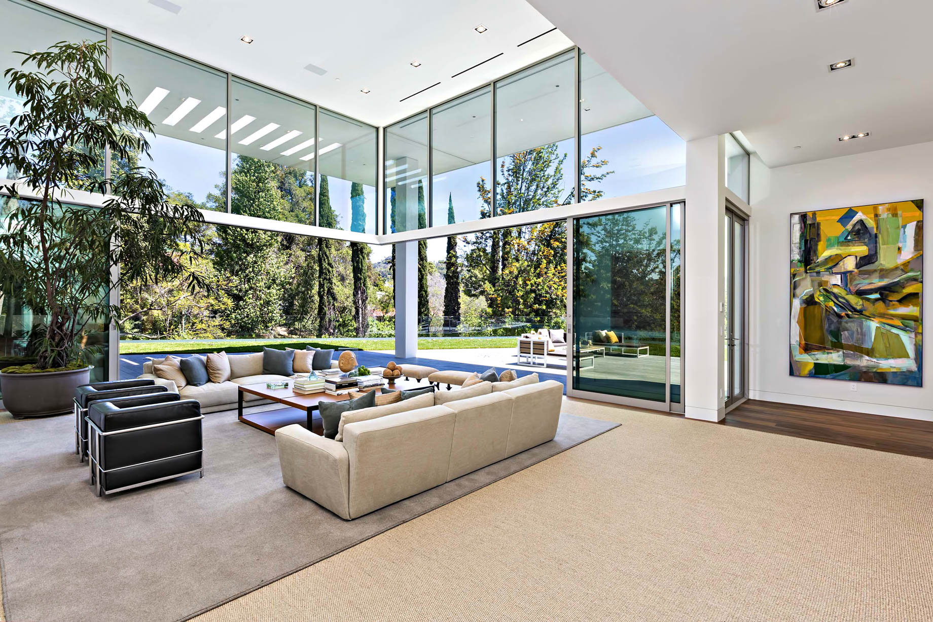 Holmby Hills Contemporary Villa – 438 N Faring Rd, Los Angeles, CA, USA