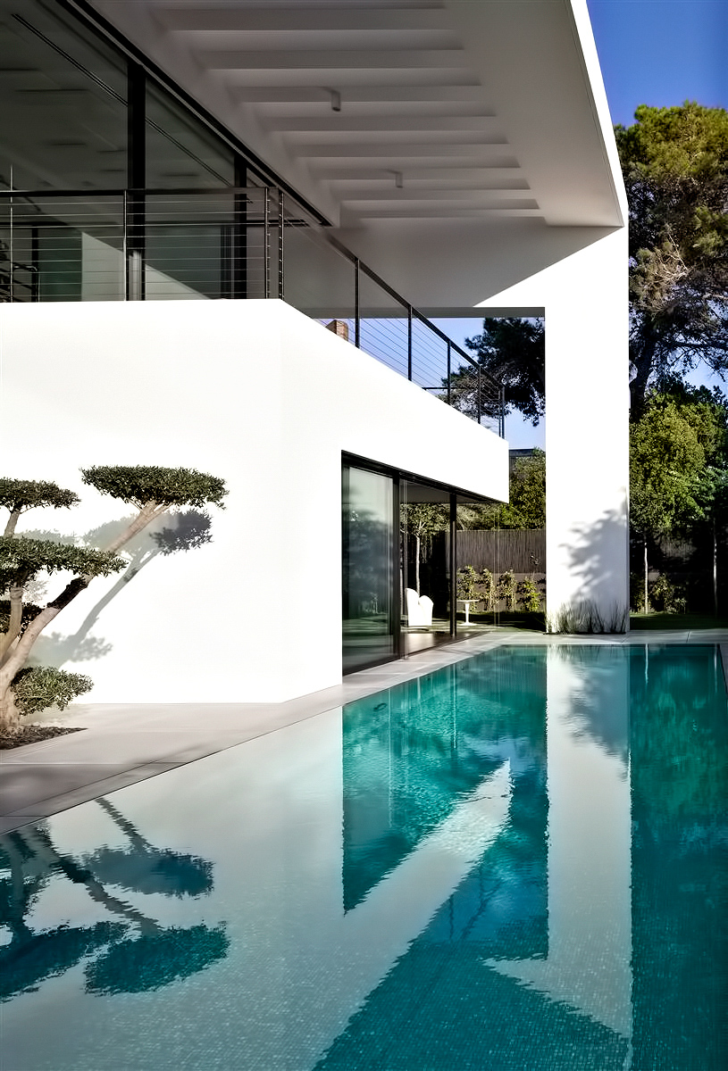 Contemporary Bauhaus Luxury Residence – French Carmel, Haifa, Israel