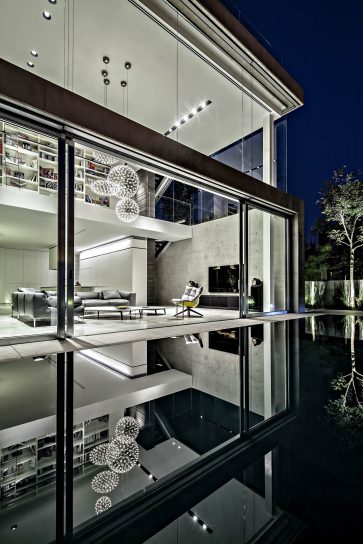 Concrete Cut Luxury Residence - Ramat Gan, Tel Aviv, Israel