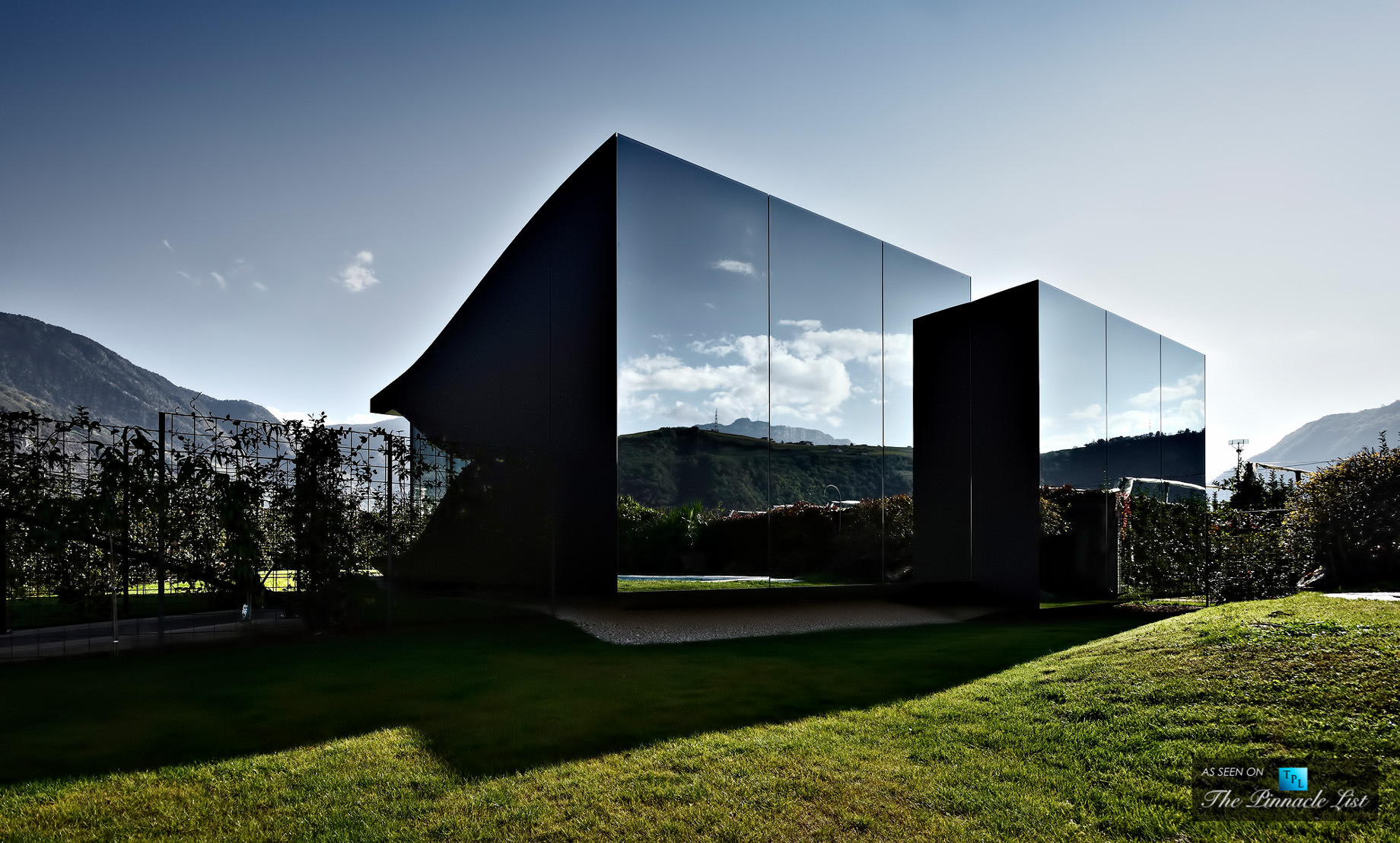 Reflecting an Italian Luxury Lifestyle at The Modern Mirror Houses in South Tyrol