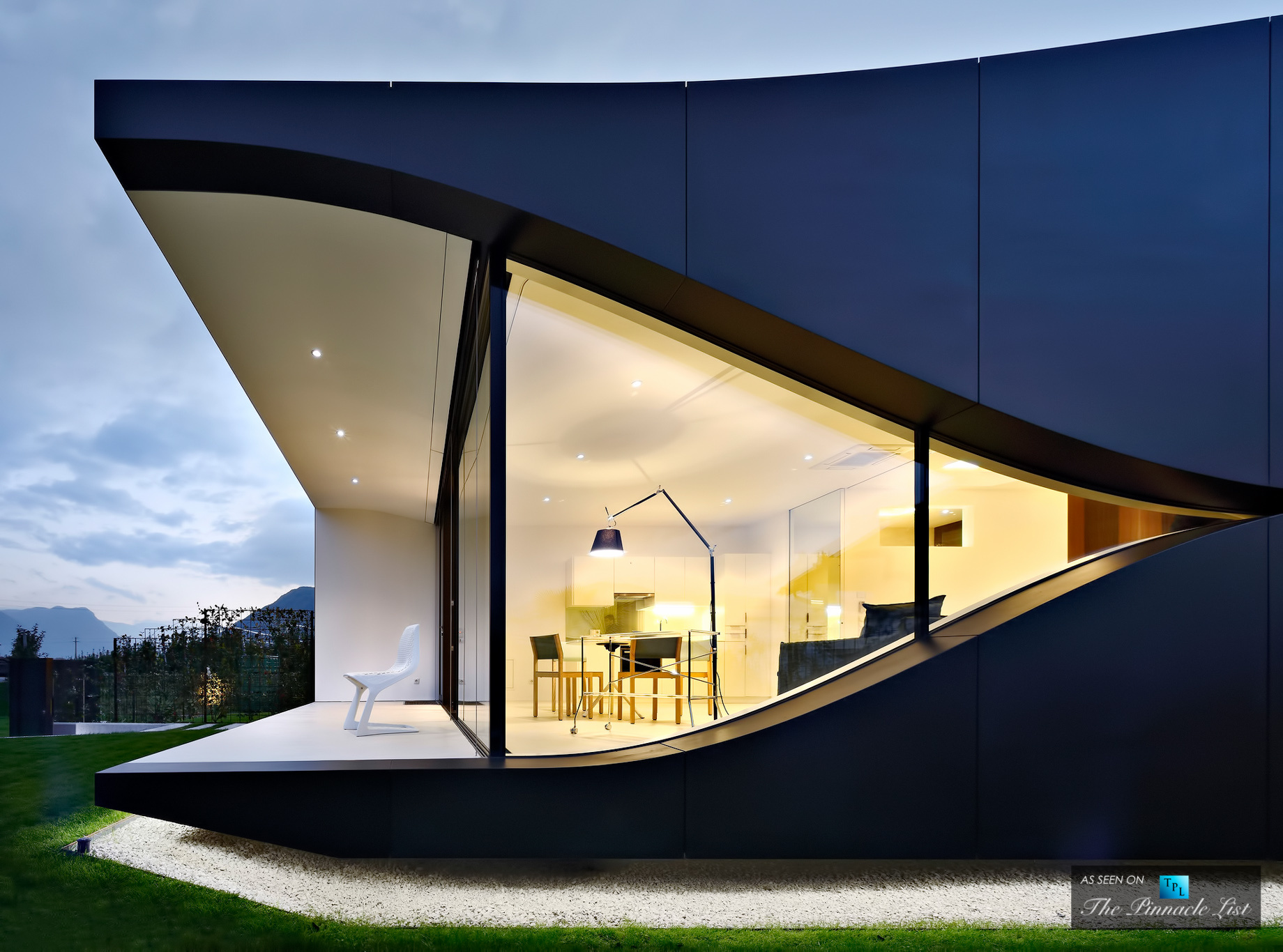 Reflecting an Italian Luxury Lifestyle at The Modern Mirror Houses in South Tyrol