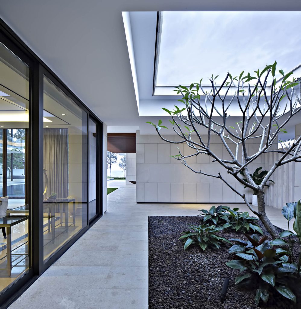 Chenglu Luxury Sea View Villas Lingshui, Hainan, China The Pinnacle