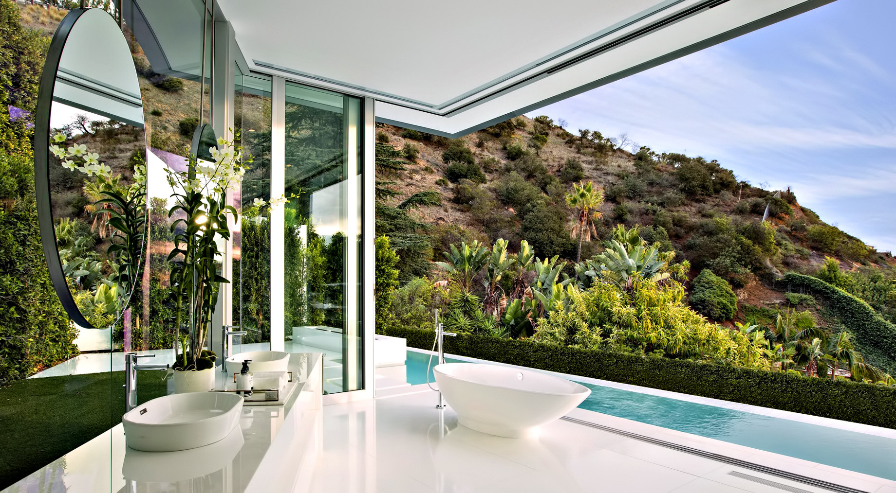 Hollywood Hills Modern - 1814 N Doheny Dr, Los Angeles, CA, USA