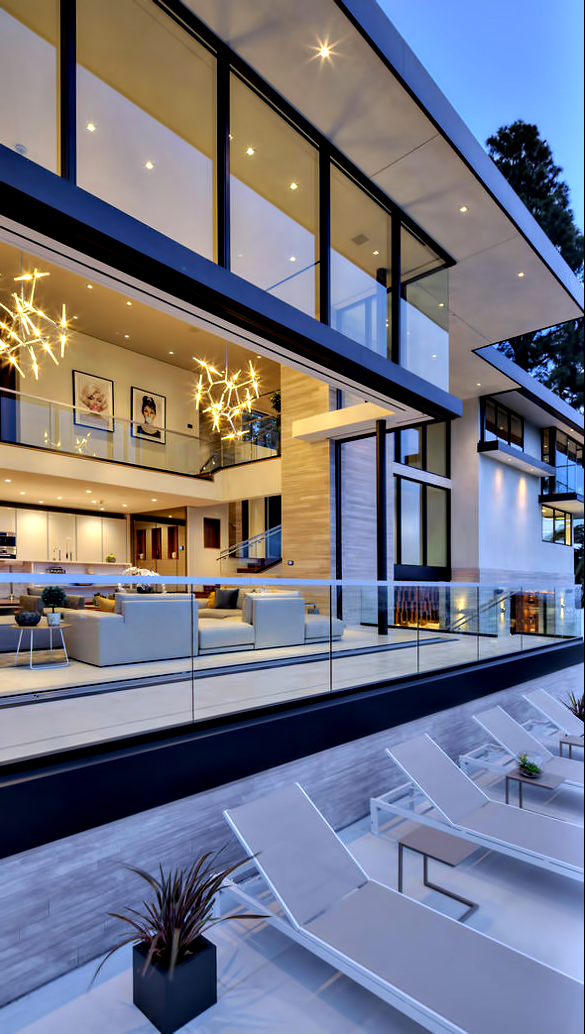Hollywood Hills Modern – 8927 St Ives Drive, Los Angeles, CA, USA