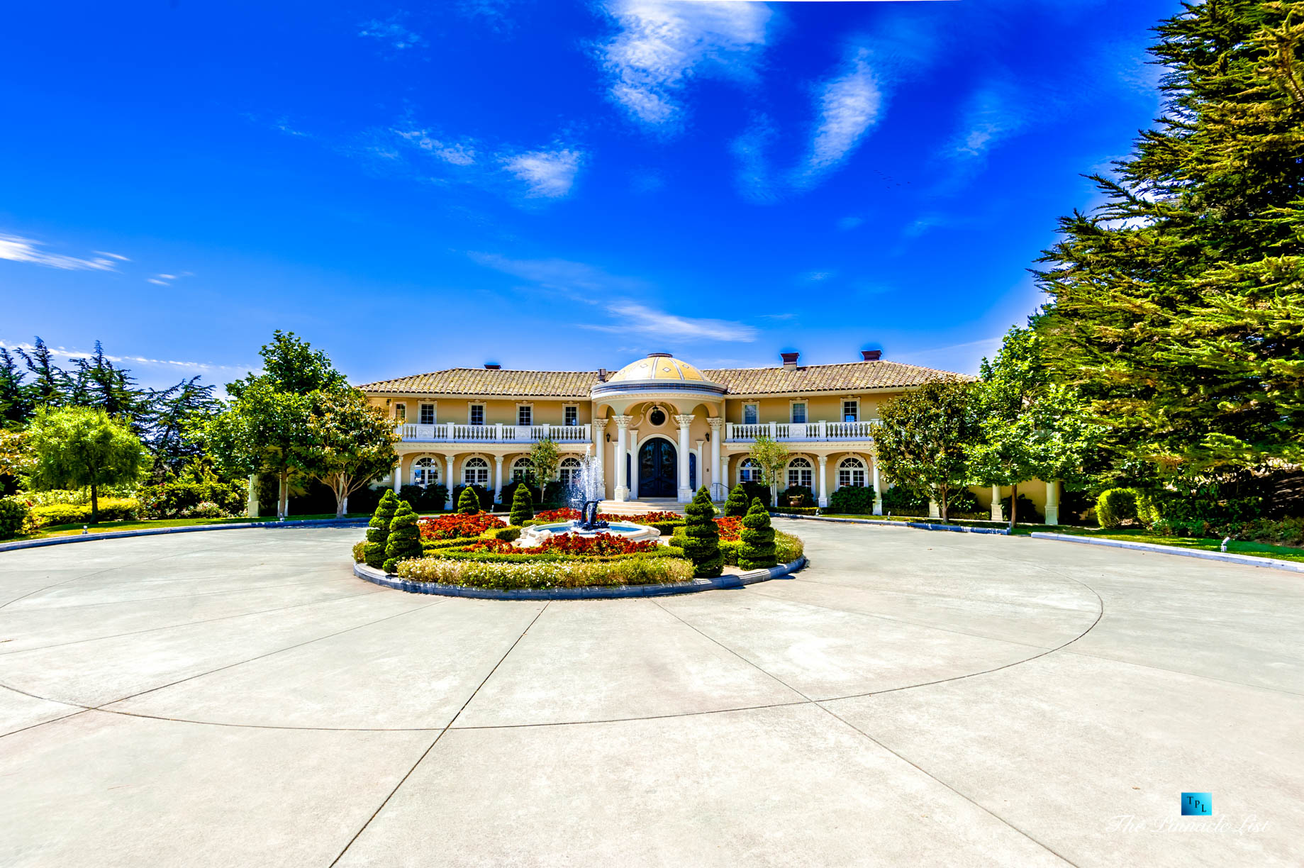 Villa Viscaya Estate – 112 Holiday Dr, La Selva Beach, CA, USA