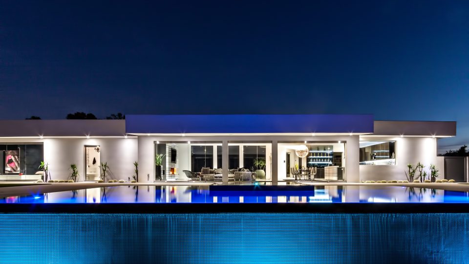 Beverly Hills Modern - 13727 Mulholland Dr, Beverly Hills, CA, USA