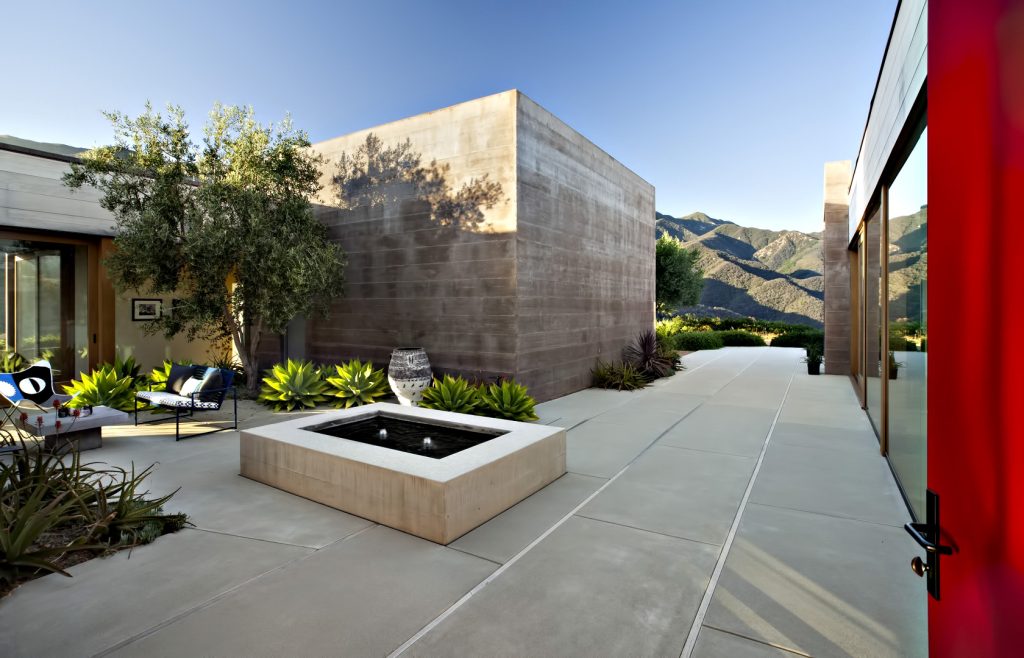 Toro Canyon House 3660 Toro Canyon Park Rd, Montecito, CA, USA The