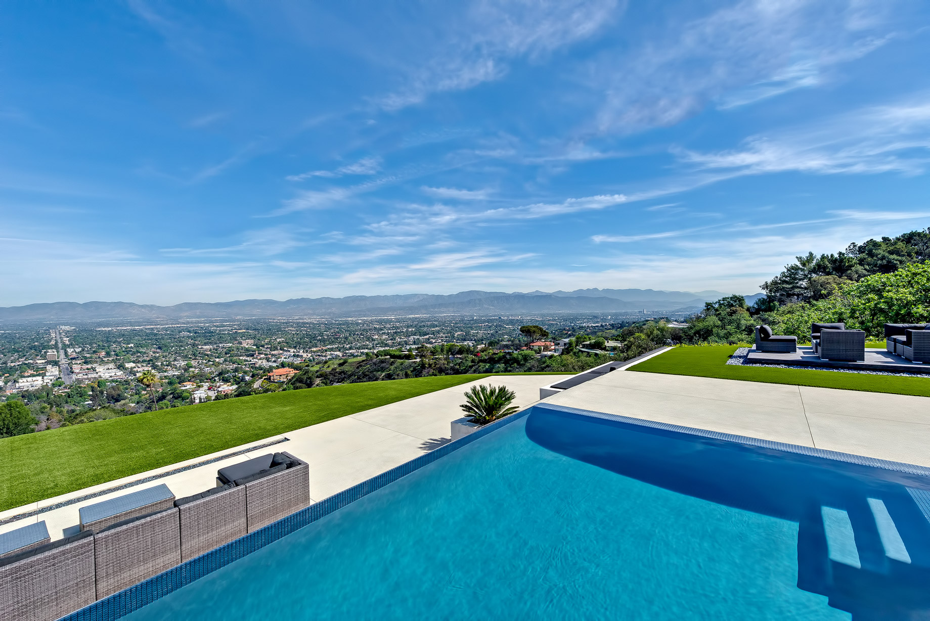 Beverly Hills Modern – 13727 Mulholland Dr, Beverly Hills, CA, USA