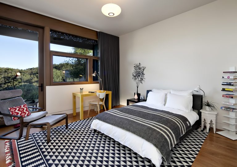 Toro Canyon House 3660 Toro Canyon Park Rd, Montecito, CA, USA The