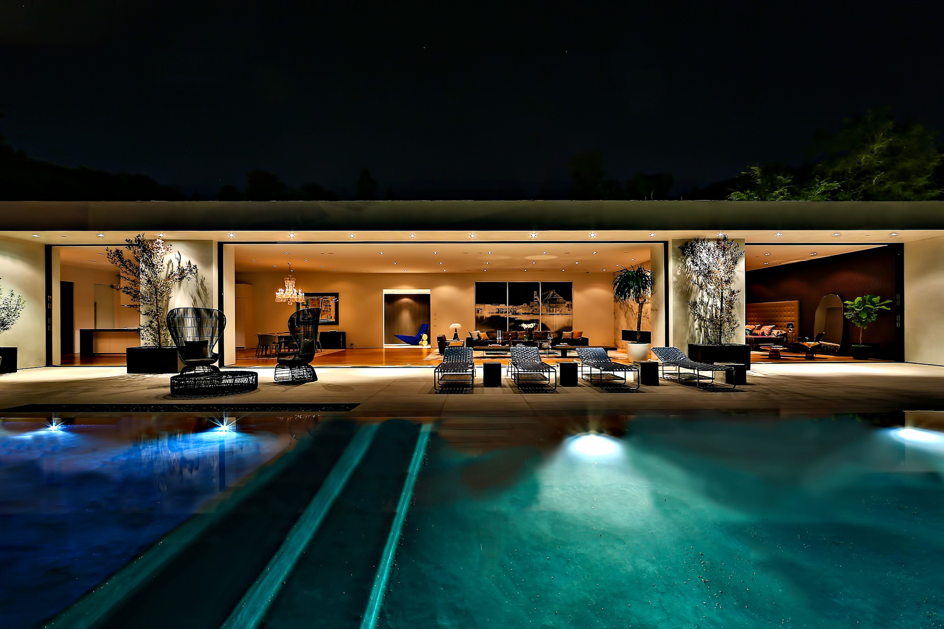 Trousdale Luxury Modern - 1220 Loma Vista Dr, Beverly Hills, CA, USA