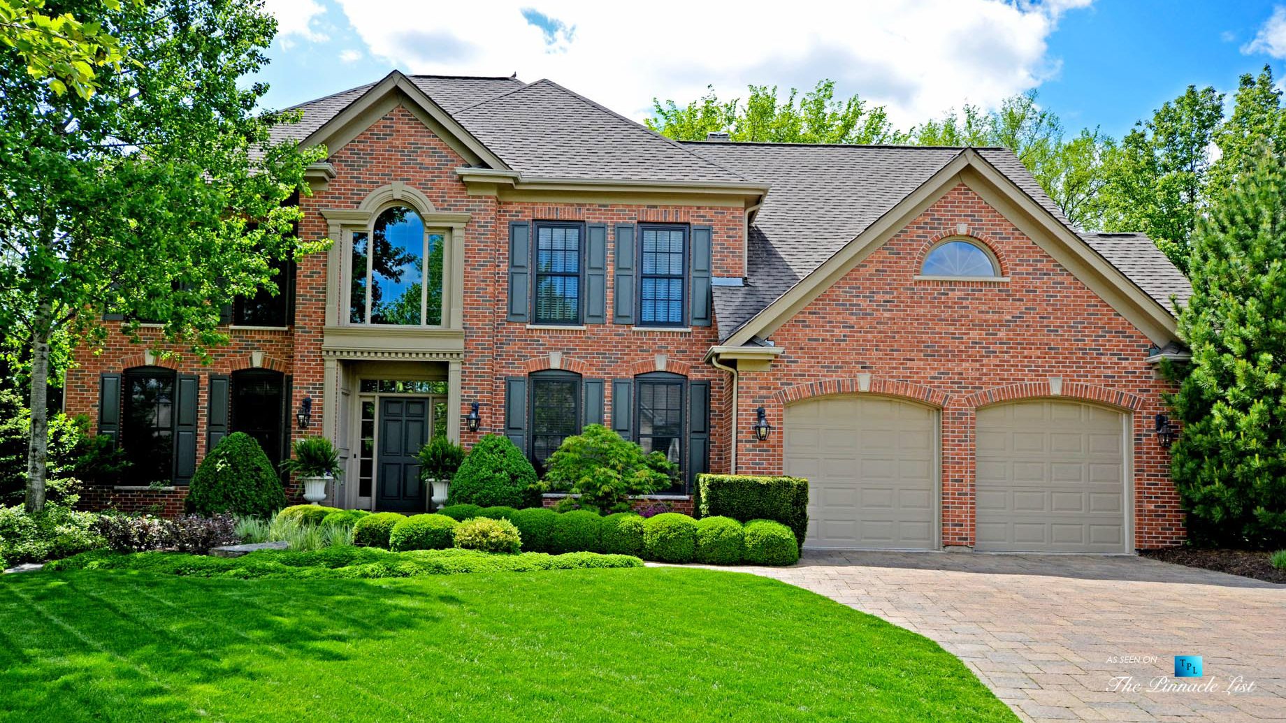 27 Marywood Trail, Wheaton, IL, USA 🇺🇸 – SOLD – $875,000 – Michael LaFido