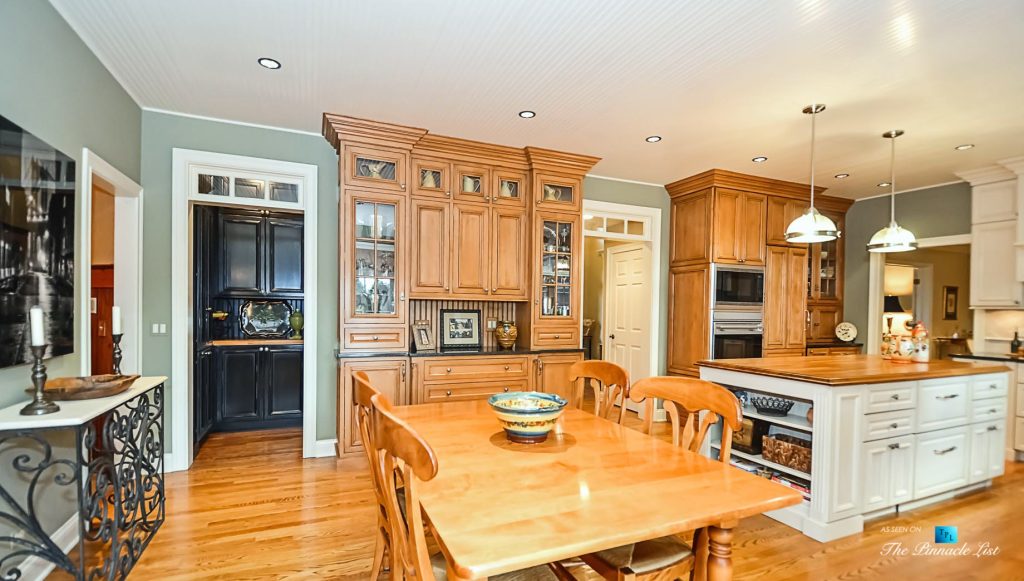 27 Marywood Trail, Wheaton, IL, USA 🇺🇸 SOLD 875,000 Michael