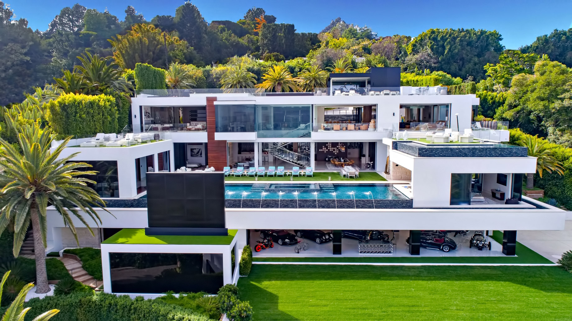 Luxury Residence - 924 Bel Air Rd, Bel Air, CA, USA.