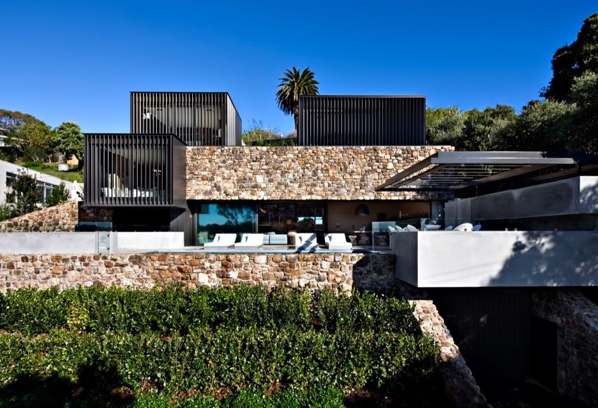 Local Rock House - Waiheke Island, Auckland, New Zealand