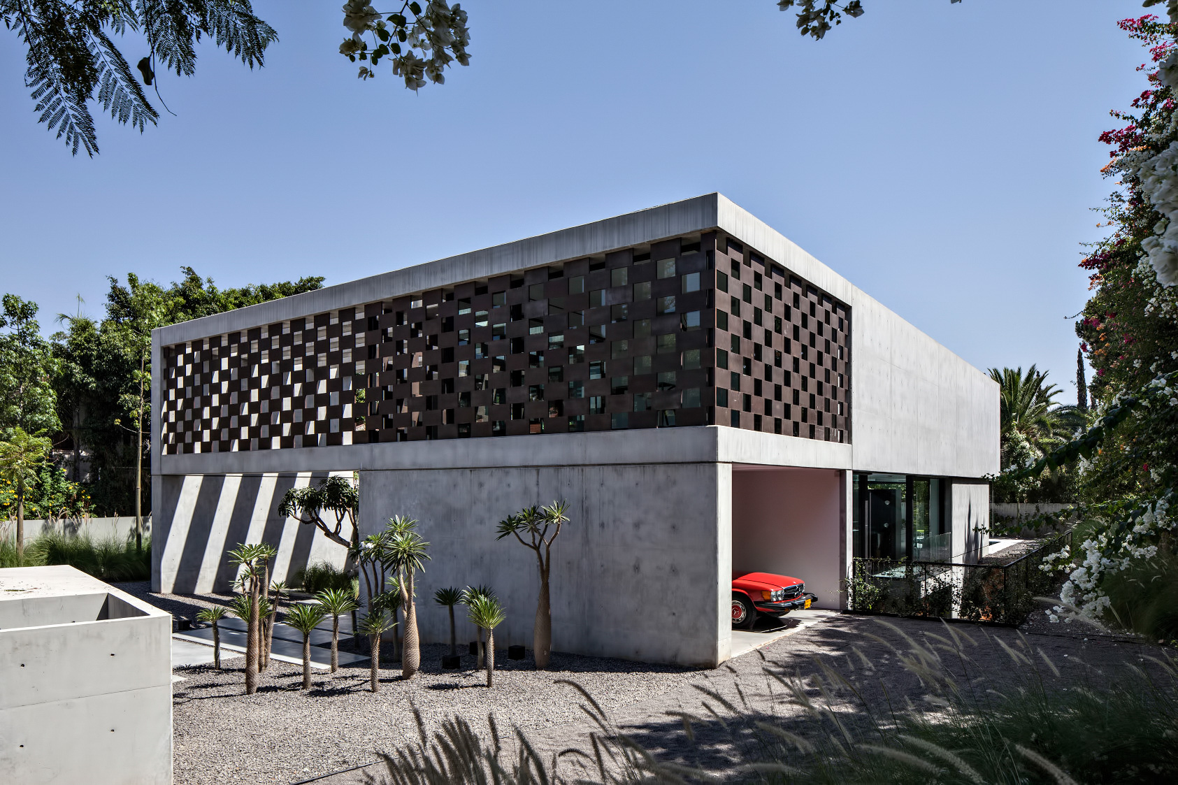 Corten House Luxury Residence - Savyon, Tel Aviv, Israel