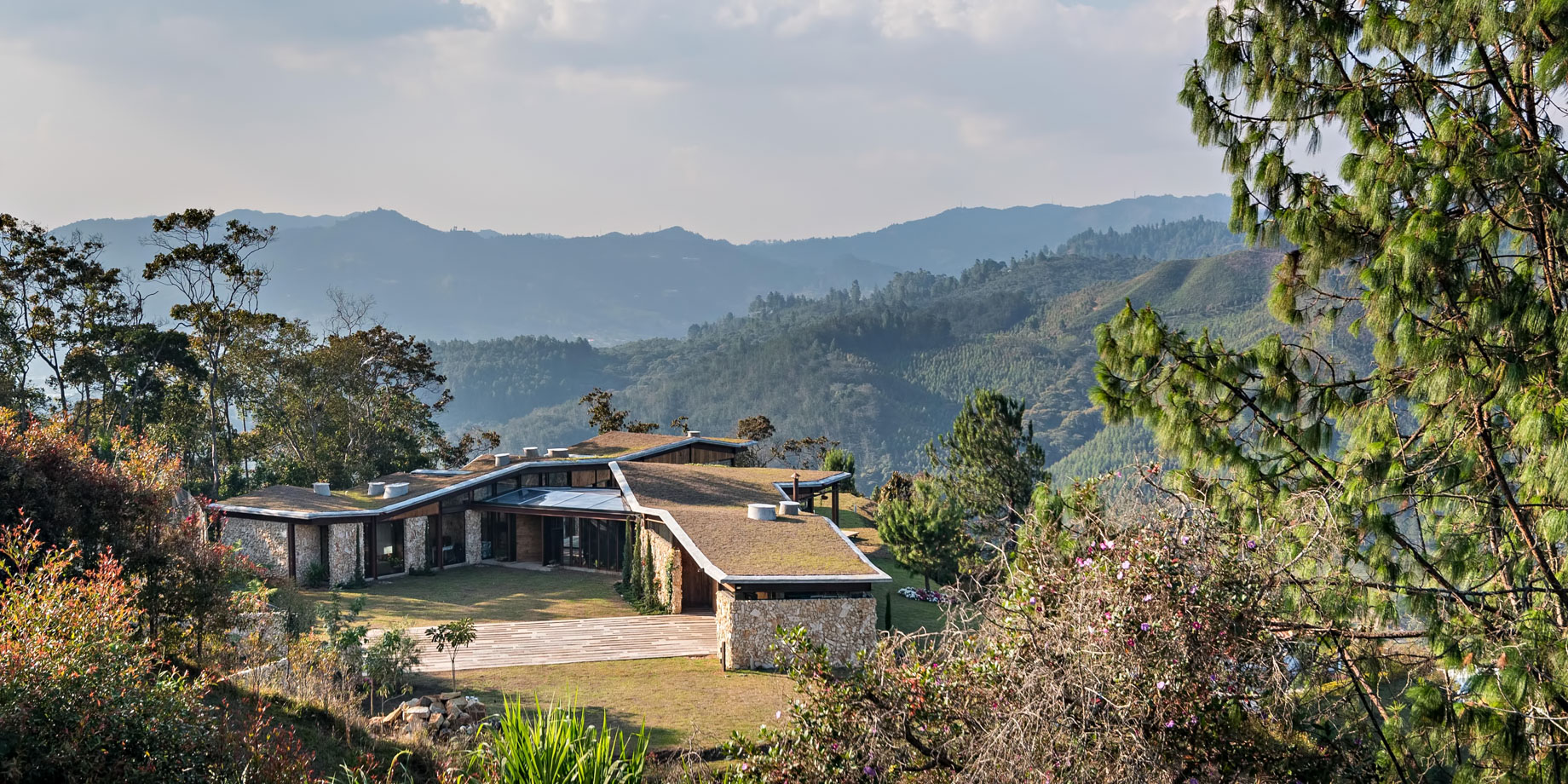 Gozu House Luxury Residence – El Retiro, Antioquia, Colombia