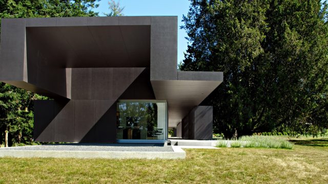 Linear House - Fernwood Rd, Salt Spring Island, BC, Canada