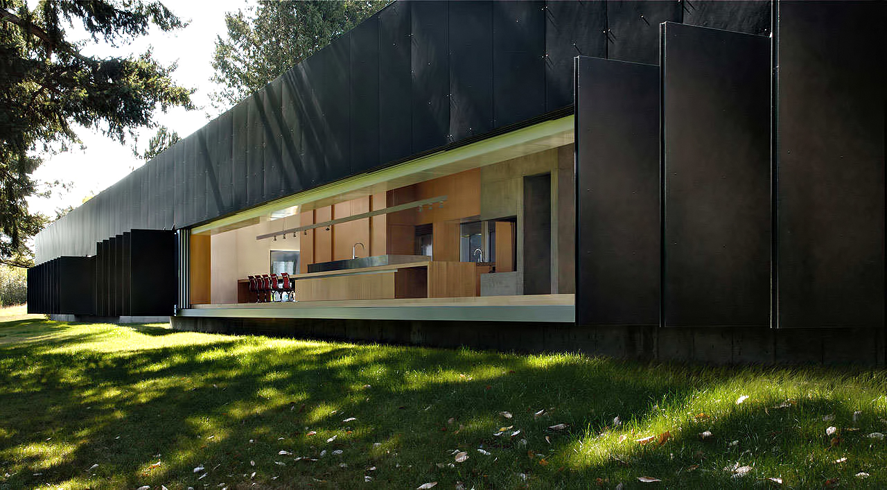 Linear House – Fernwood Rd, Salt Spring Island, BC, Canada